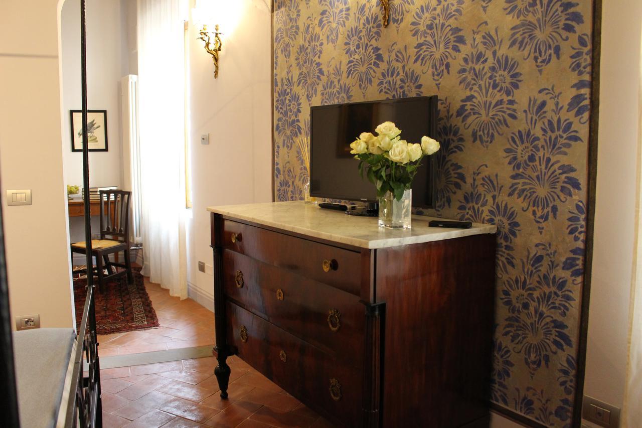 B & B Righi In Santa Croce ฟลอเรนซ์ ภายนอก รูปภาพ