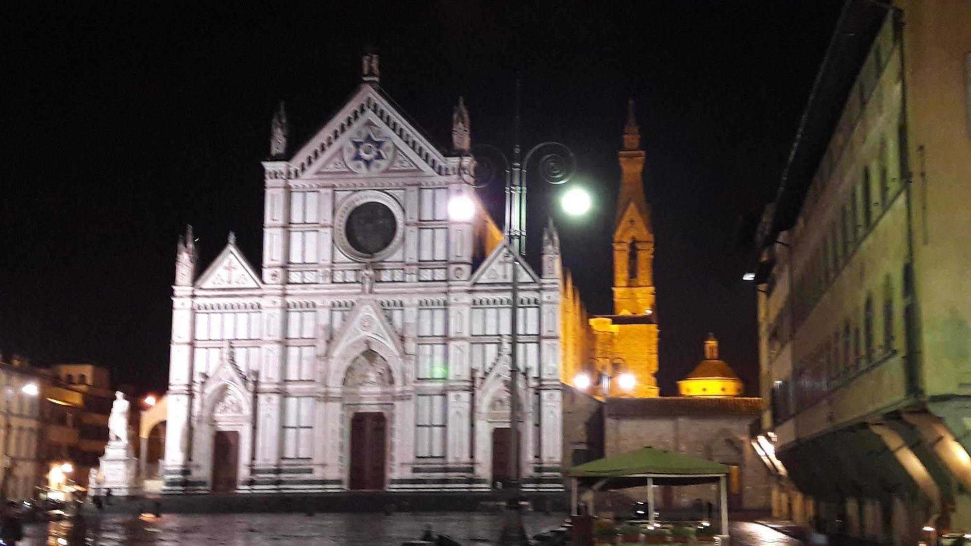 B & B Righi In Santa Croce ฟลอเรนซ์ ภายนอก รูปภาพ